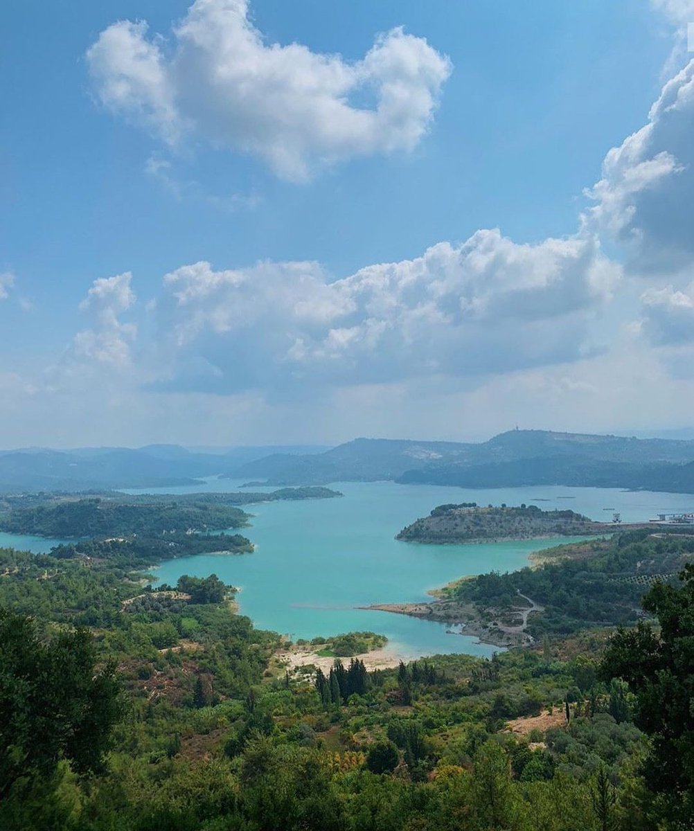 مو ضروري تسافر على سويسرا.. اكتشف "مالديف سوريا" المخبية بين الجبال! 🌲💧